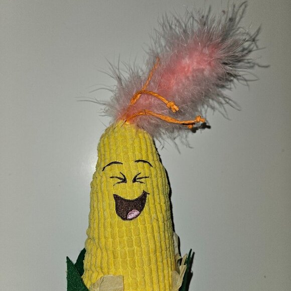 SmartyKat Plush Cat Pet Toy Corn Vegetable Crinkle 14" long - Picture 2 of 10